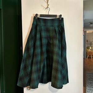 Like new black and green plaid vintage midi skirt